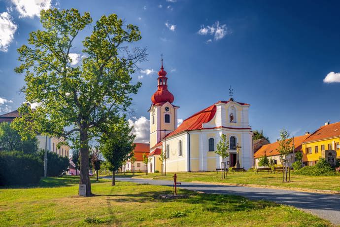 Pěší putování plné symbolů a mystiky: Stezka, která ukazuje kouzlo barokních památek geniálního architekta Jana Blažeje Santiniho-Aichela Pěší putování plné symbolů a mystiky: Stezka, která ukazuje kouzlo barokních památek geniálního architekta Jana Blažeje Santiniho-Aichela