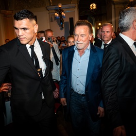 Arnold Schwarzenegger přijal pozvání na akci Noc s legendou. Organizátoři ho přesvědčovali 6 let, poslali i osobní dopis.