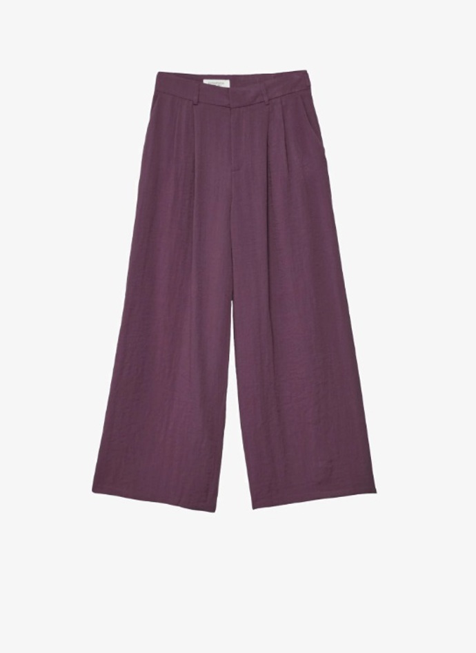 Vylaďte svůj outfit na dovolenou k moři. Víme, co ženám po padesátce sluší