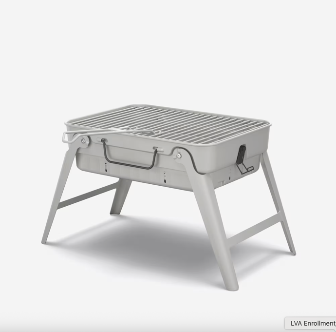 Kempinkový nerezový přenosný gril na dřevo, dřevěné uhlí nebo brikety velikost L, QUECHUA / Decathlon, 1 499 Kč