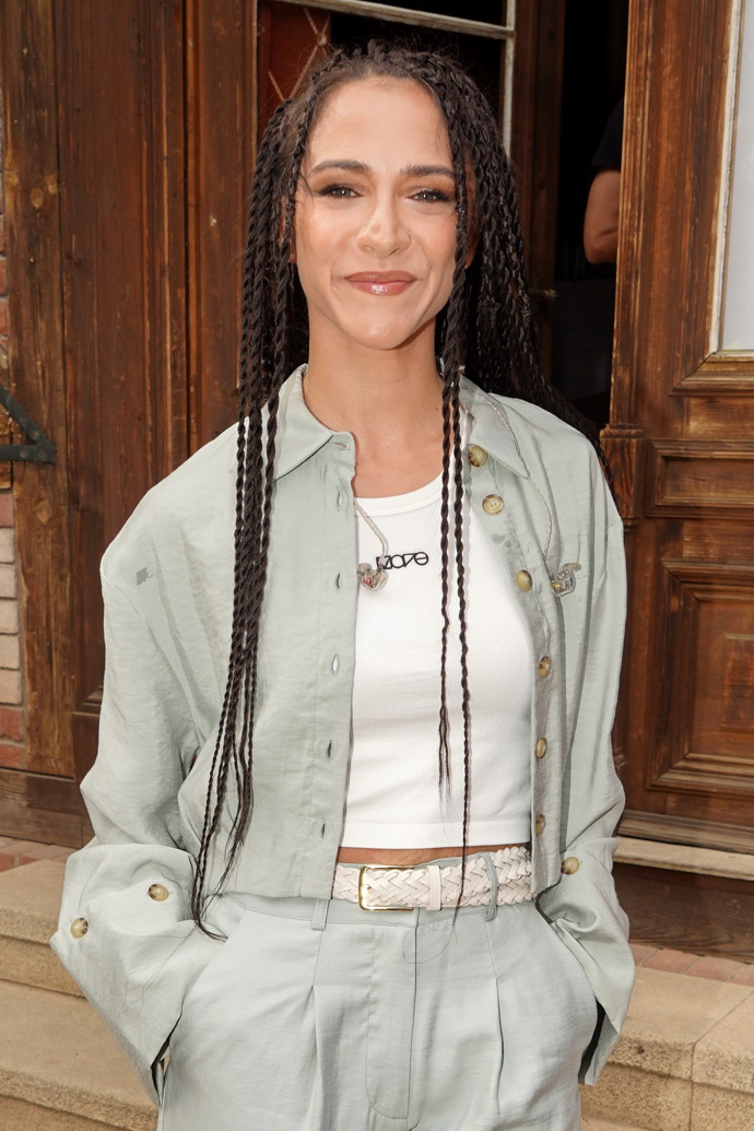 Také Eva Burešová si oblíbila dlouhé rasta copánky.