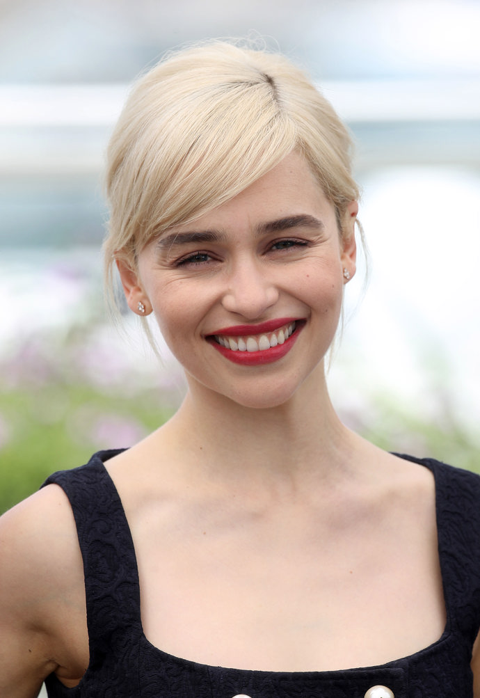 V roce 2018 se obarvila po vzoru postavy Daenerys na platinovou blond V roce 2018 se obarvila po vzoru postavy Daenerys na platinovou blond