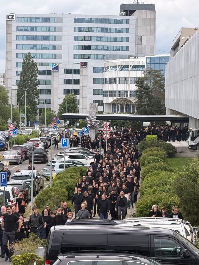 Odbory varují, že nové návrhy mohou ČT připravit o 1,4 miliardy korun a způsobit její insolvenci.
