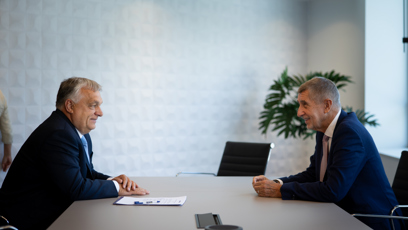 FOTO: Andrej Babiš se v Bruselu setkal také s bývalým maďarským premiérem Viktorem Orbánem. O setkání se však nikde nezmínil.