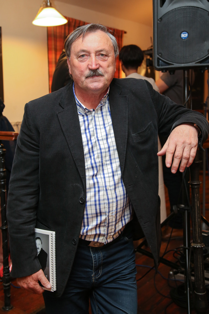 Také sportovní legenda Antonín Panenka nosí knírek. 