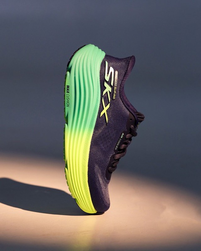 Komfort je nový dress code: Čtyři modely Skechers pro jaro v pohybu Komfort je nový dress code: Čtyři modely Skechers pro jaro v pohybu