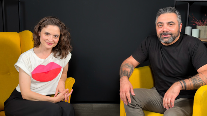 Eva Podzimková v pořadu eXtra Host.