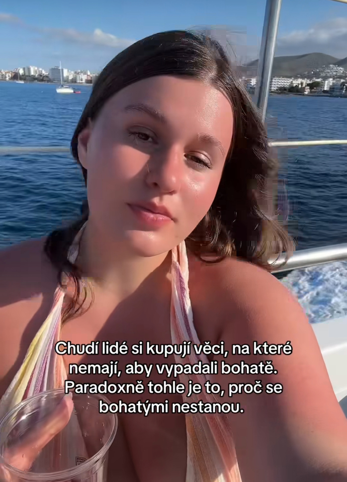 Tereza Šulganová si užívá života.