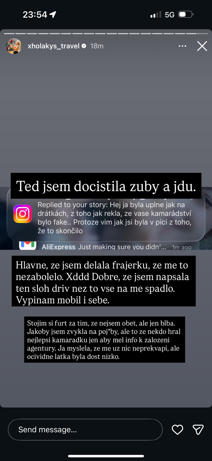 Reakce Xholakys 