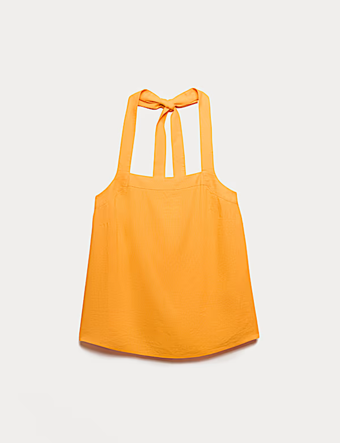 Top se zavazováním za krkem, s vysokým podílem lnu, Marks&Spencer, 899 Kč