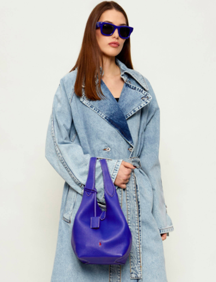 Kobaltová kabelka, Polo Ralph Laurent, 9099 Kč, prodává Gomez