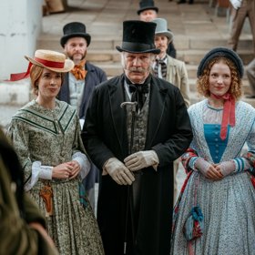 Táňa Pauhofová, Martin Finger a Lucie Ducháčková v pohádce Krakonoš a básník.
