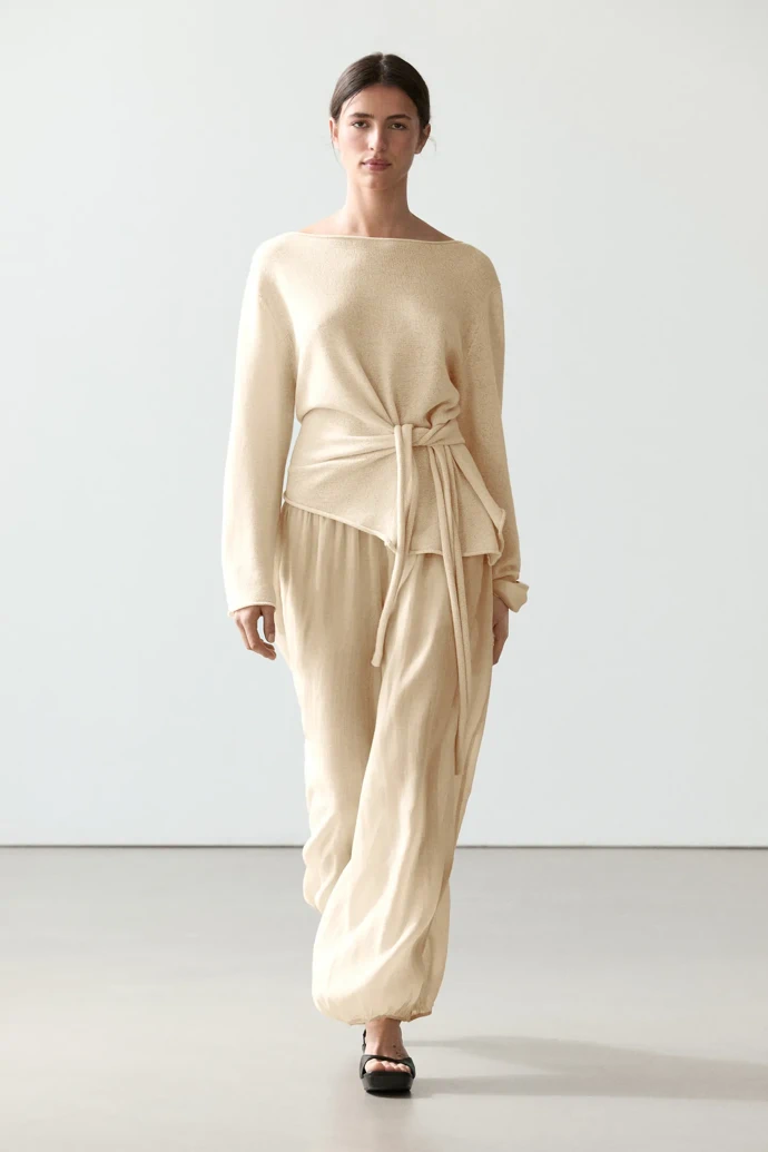 Kalhoty Massimo Dutti, 2 699 Kč Kalhoty Massimo Dutti, 2 699 Kč