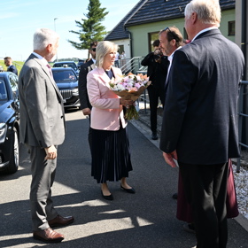 Eva Pavlová dostala květiny.