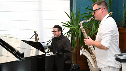 FOTO: Ondřej Brzobohatý a saxofonistka Matouš Kobylka.