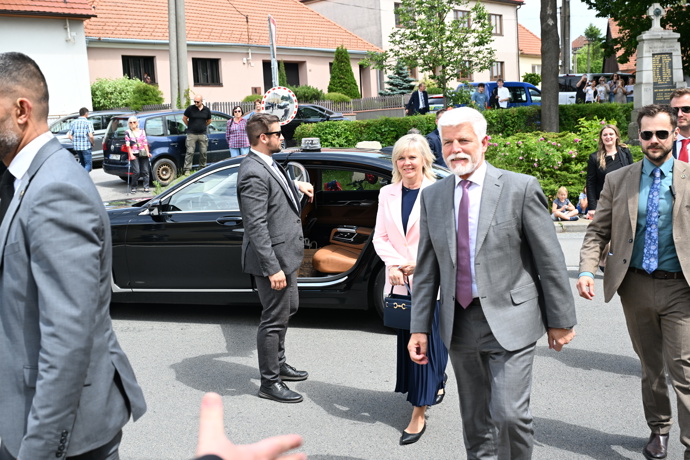 Petr Pavel a Eva Pavlová navštívili diecézní centrum v Osové Bítyšce.