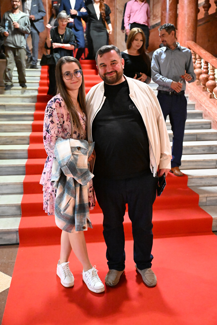 Tomáš Magnusek s partnerkou.