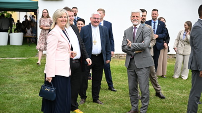 FOTO: Petr Pavel a Eva Pavlová byli v dobré náladě.