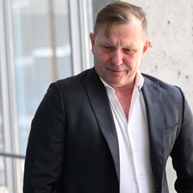 Jaromír Soukup u soudu s Agátou Hanychovou.