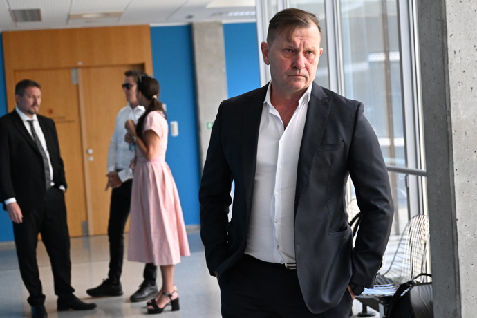 Jaromír Soukup u soudu s Agátou Hanychovou.