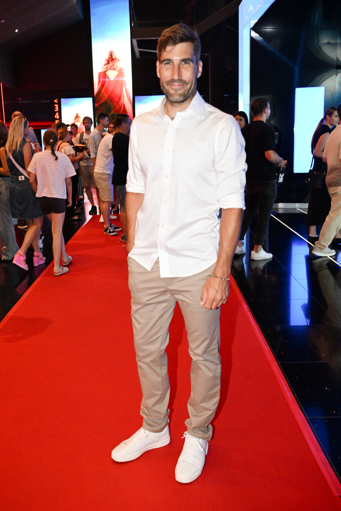 David Svoboda si nenechal ujít premiéru filmu Supergirl.
