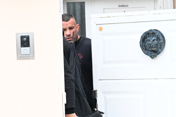 Karlos Vémola policii ihned otevřel.