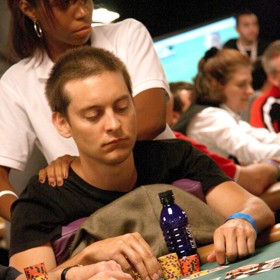 Tobey Maguire je známý v hazardním podsvětí jako pokerový dravec.