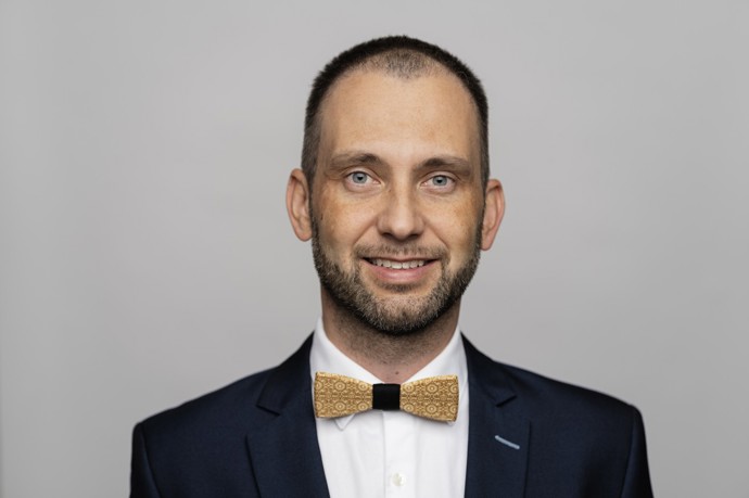 Jan Berki je český politik, učitel a vysokoškolský pedagog. Od října 2021 také poslanec Poslanecké sněmovny PČR.