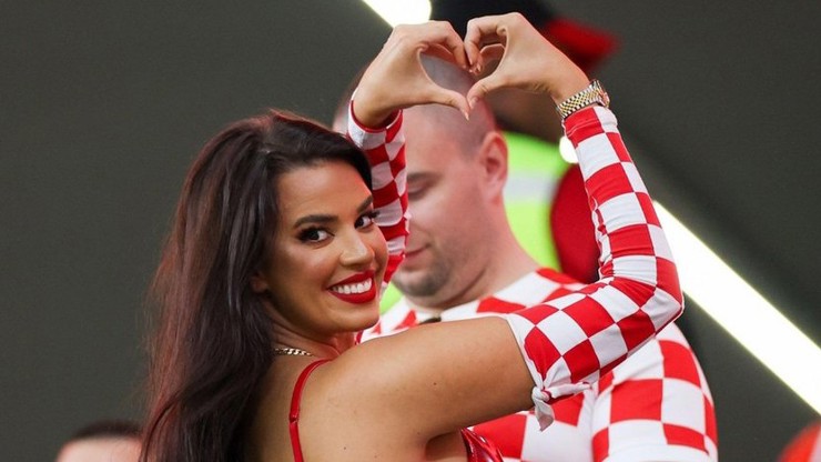 Chorvatská kráska opět dráždí na MS: Ivana ukázala silikony v odvážném modelu