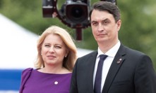 Elegantní Zuzana Čaputová s manželem Jurajem.
