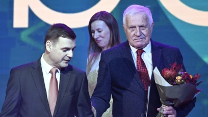 FOTO: Petr Macinka má k Václavu Klausovi hodně blízko.