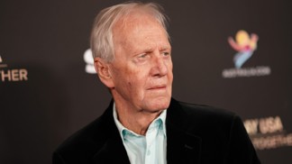 Paul Hogan si dvakrát vzal stejnou ženu a je otcem šesti dětí. Jedno z nich má ale s kráskou z filmu Krokodýl Dundee