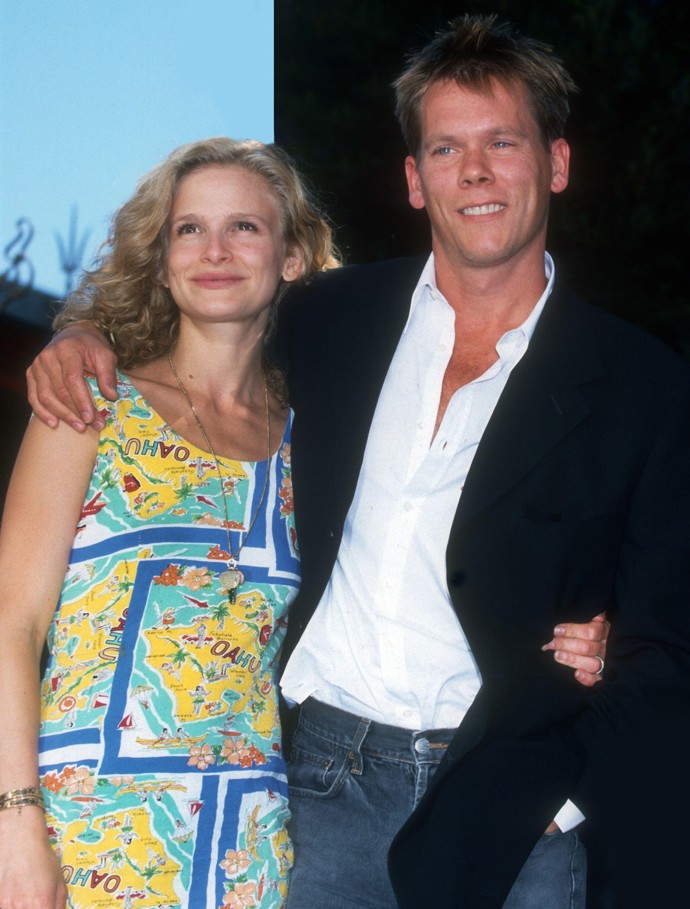 Hrdinka seriálu Closer Kyra Sedgwick a herec Kevin Bacon se vzali pouhých 18 měsíců po seznámení a jsou spolu dodnes. Snímek pochází z roku 1994.