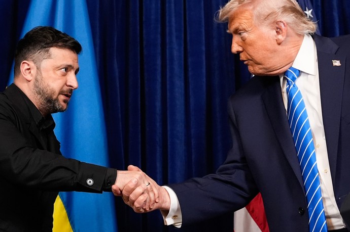 Prezident USA Donald Trump spolu s ukrajinským prezidentem Volodymyrem Zelenským.