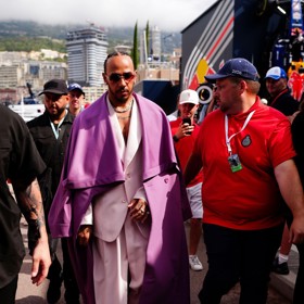 Pilot F1 Lewis Hamilton je i módní ikona.