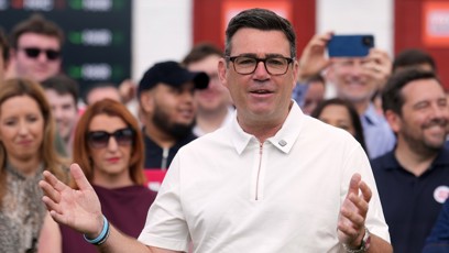 FOTO: O post premiéra Británie má zájem Andy Burnham.