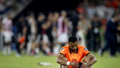FOTO: Fotbalista Cody Gakpo byl zklamaný z výsledku zápasu.