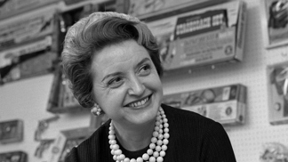 Ruth Handler v roce 1961 Ruth Handler v roce 1961