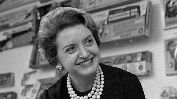 Ruth Handler v roce 1961 Ruth Handler v roce 1961