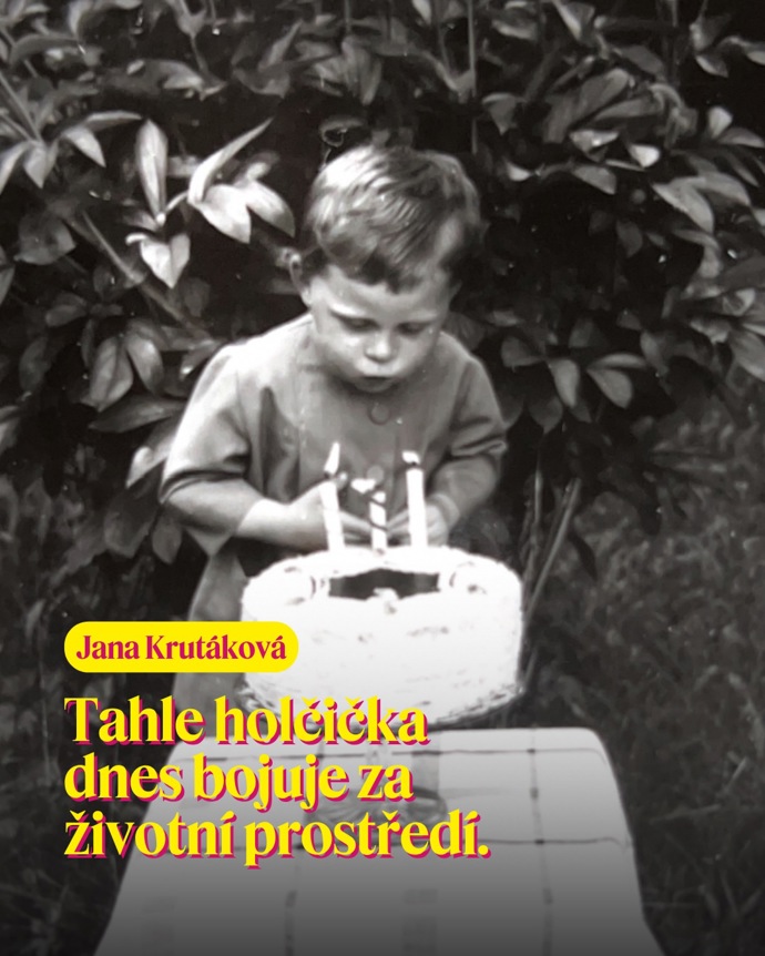 „Tahle holčička dnes bojuje za životní prostředí,“ uvádí hnutí STAN na svém Instagramu k fotografii Jany Krutákové.