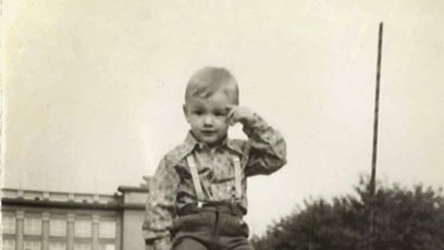 FOTO: „Tohle je Honza. Dnes hlídá, abychom i za půl století měli čistou vodu a dýchali zdravý vzduch,“  uvádí ODS na svém Instagramu k fotografii Jana Bureše.