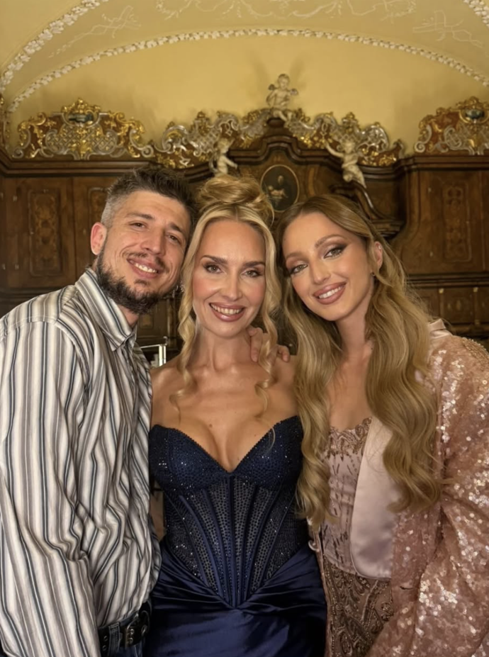 Miška moderovala letošní ročník Miss Universe Česko a Slovensko.