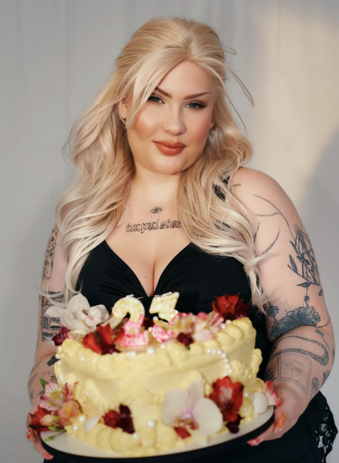 Denisa se ukázala v blonďaté. 