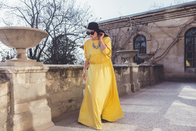 Nejkrásnější plus size kousky na léto, které seženete do 600 Kč. Objevte komfort maxi šatů a lněných košilí Nejkrásnější plus size kousky na léto, které seženete do 600 Kč. Objevte komfort maxi šatů a lněných košilí