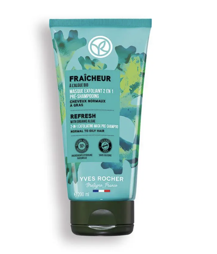 Detoxikační maska a peeling 2 v 1 obohacená o bio řasy z Bretaně a kaolin jemně čistí pokožku hlavy a odstraňuje z ní odumřelé buňky. Odstraňuje nečistoty a redukuje přebytečný maz. Vlasy jsou od kořínků svěží, lehké a nemastí se tak rychle. 269 Kč Detoxikační maska a peeling 2 v 1 obohacená o bio řasy z Bretaně a kaolin jemně čistí pokožku hlavy a odstraňuje z ní odumřelé buňky. Odstraňuje nečistoty a redukuje přebytečný maz. Vlasy jsou od kořínků svěží, lehké a nemastí se tak rychle. 269 Kč