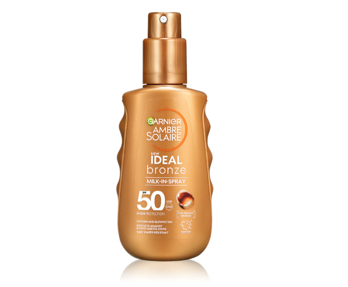 Opalovací mléko ve spreji SPF 50 podporující opálení Garnier Ambre Solaire Ideal Bronze, 359 Kč, prodává dm drogerie