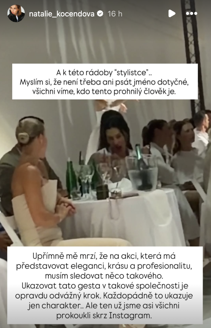 Kateřina Kadlecová udělala ohavné gesto.