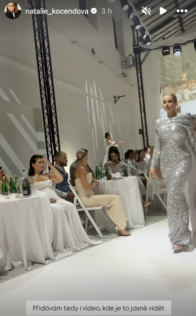 Kateřina Kadlecová udělala ohavné gesto.