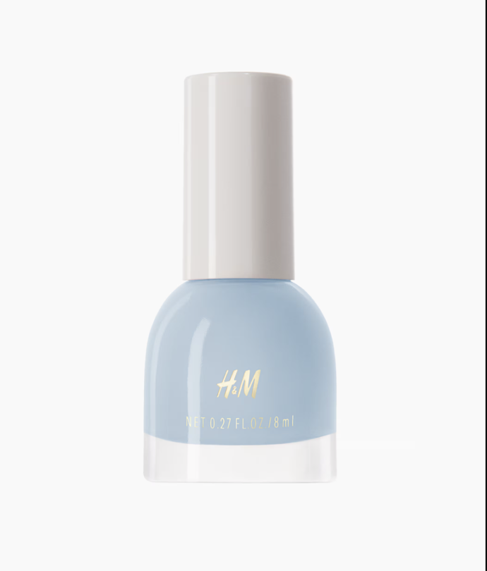 Lak na nehty H&M, 99 Kč, odstín Blue Bite