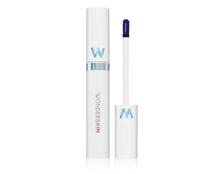 Nanesete, sloupnete a máte přirozeně tónované rty: Seznamte se s lip stain rtěnkami, které ovládají beauty svět Nanesete, sloupnete a máte přirozeně tónované rty: Seznamte se s lip stain rtěnkami, které ovládají beauty svět